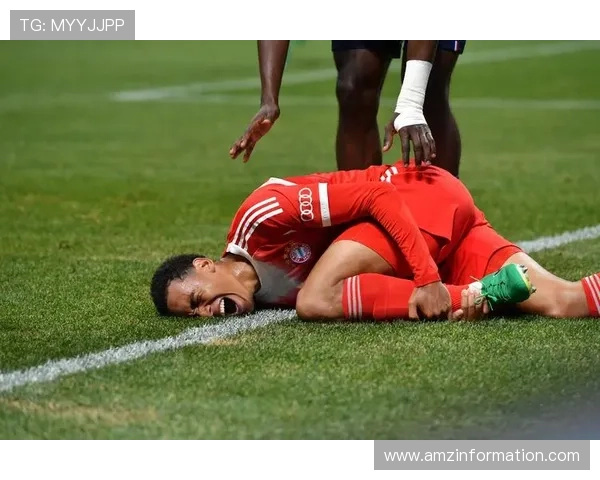 穆西亚拉、阿芳、泡芙周二亮相拜仁合练 穆西亚拉、阿芳、泡芙周二亮相拜仁合练